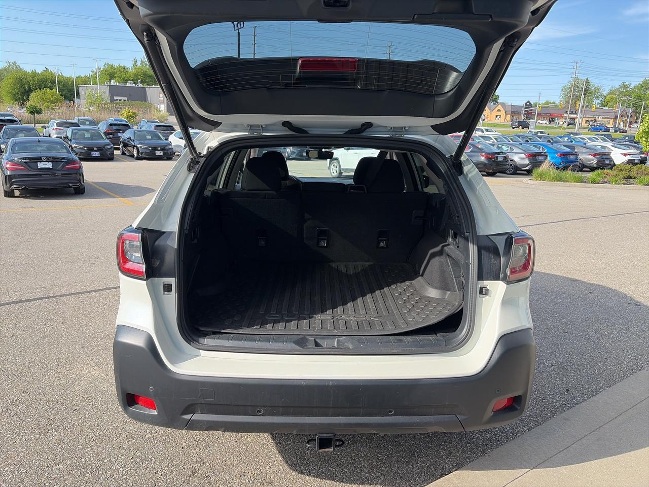 2023 Subaru Outback Touring CVT AWD Photo4