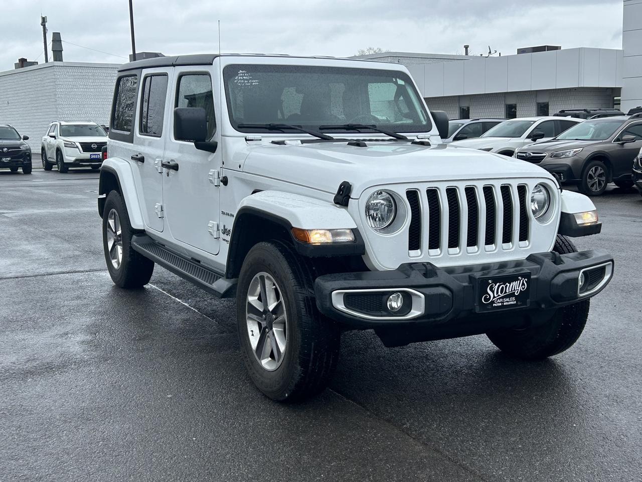 2021 Jeep Wrangler Unlimited Sahara 4x4 CALL NAPANEE 613-354-2100 Photo