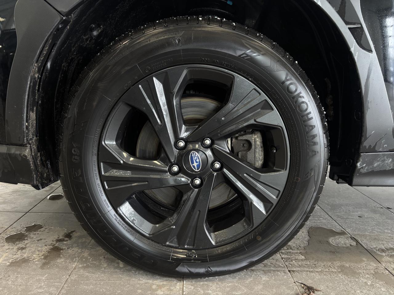 2024 Subaru Crosstrek CONVENIENCE   CLEAN CARFAX   APPLE CARPLAY   AWD! Photo