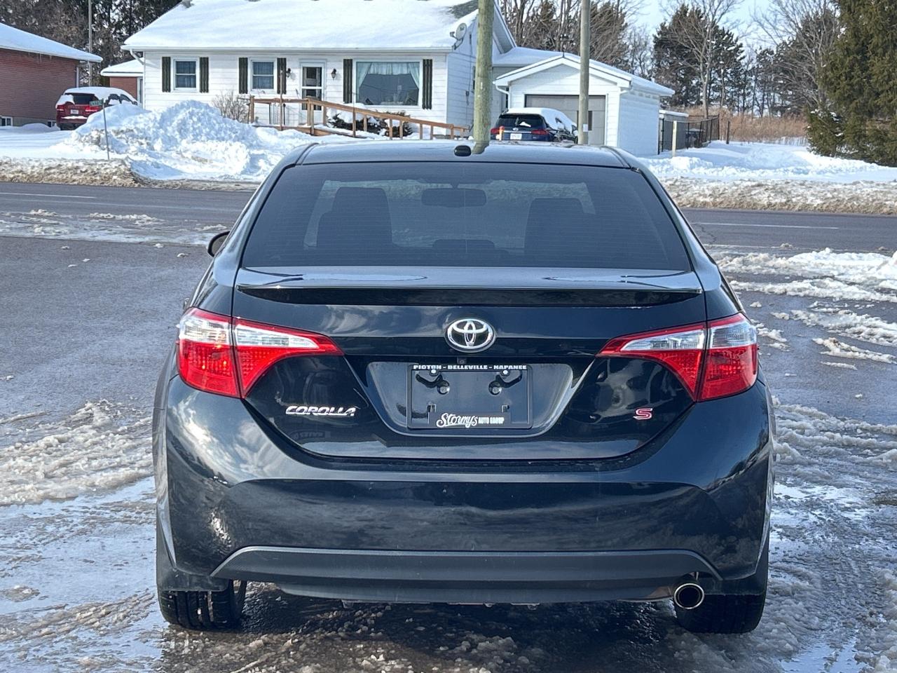 2015 Toyota Corolla S LEATHER/PWR SUNROOF/BACKUP CAM CALL PICTON 160K Photo