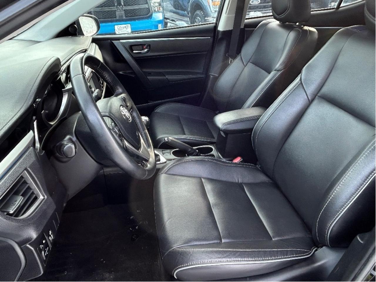 2015 Toyota Corolla S LEATHER/PWR SUNROOF/BACKUP CAM CALL PICTON 160K Photo