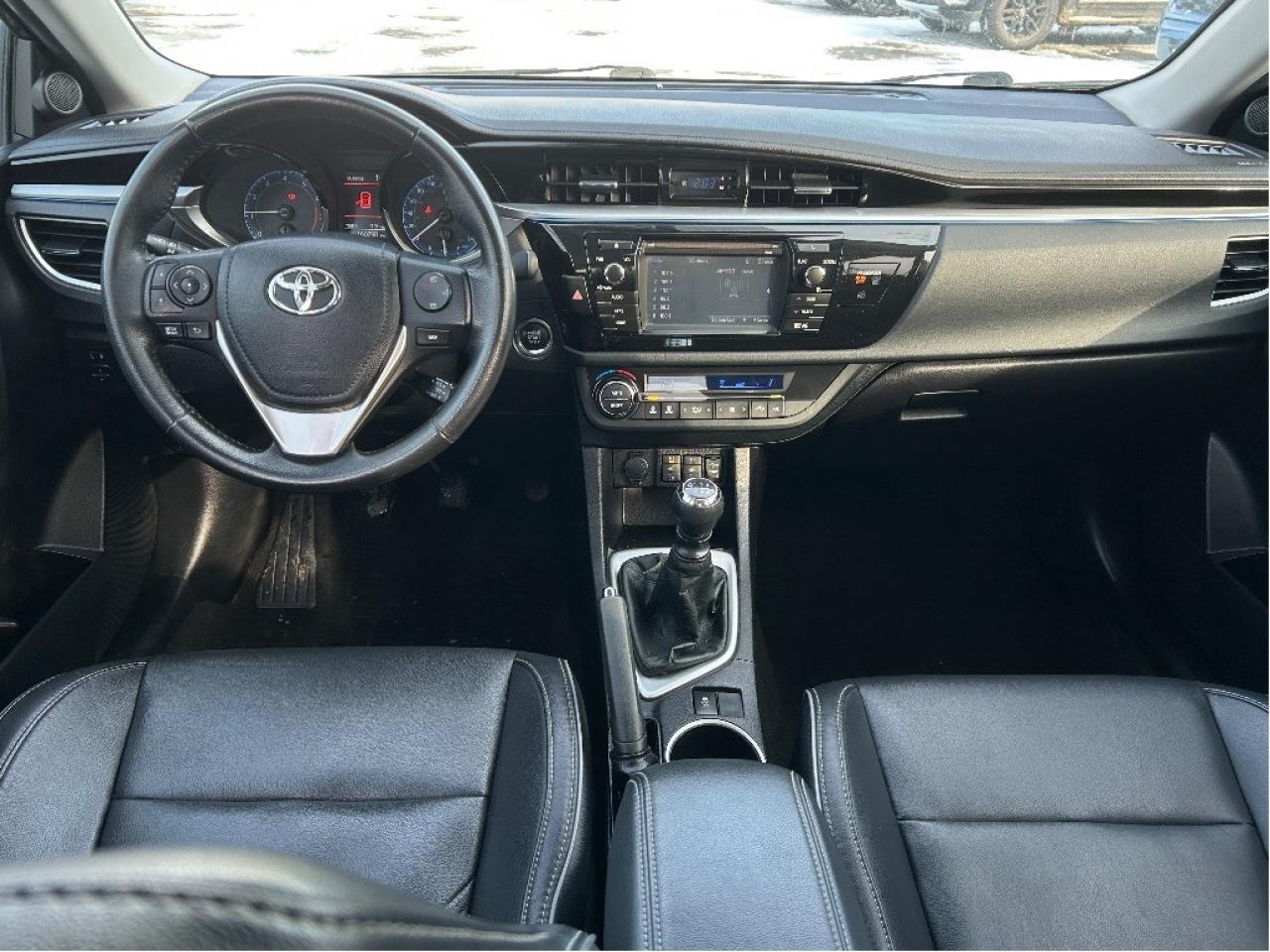 2015 Toyota Corolla S LEATHER/PWR SUNROOF/BACKUP CAM CALL PICTON 160K Photo