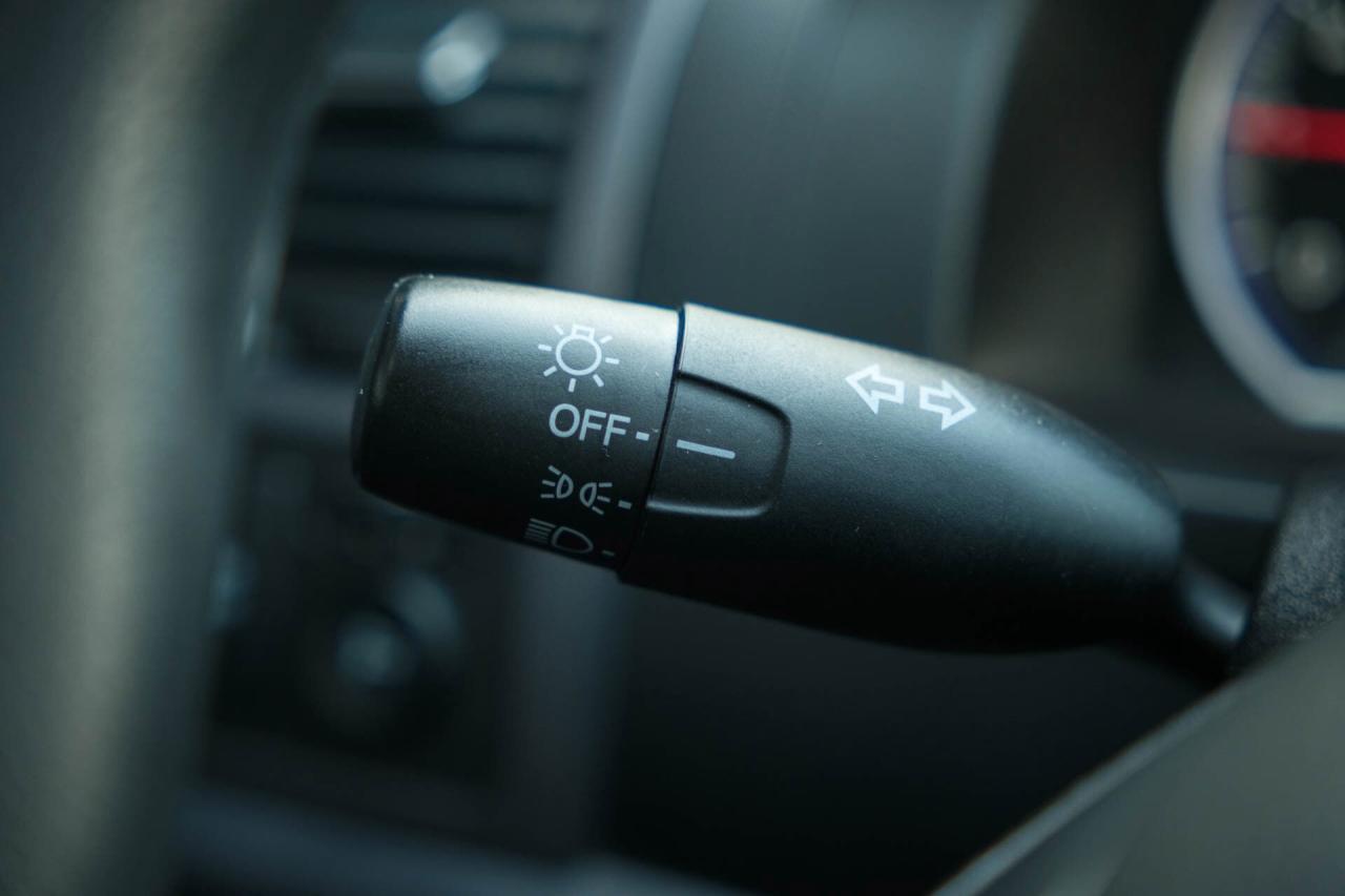 2008 Honda CR-V EX 4WD AT   2 Sets of Wheels Photo