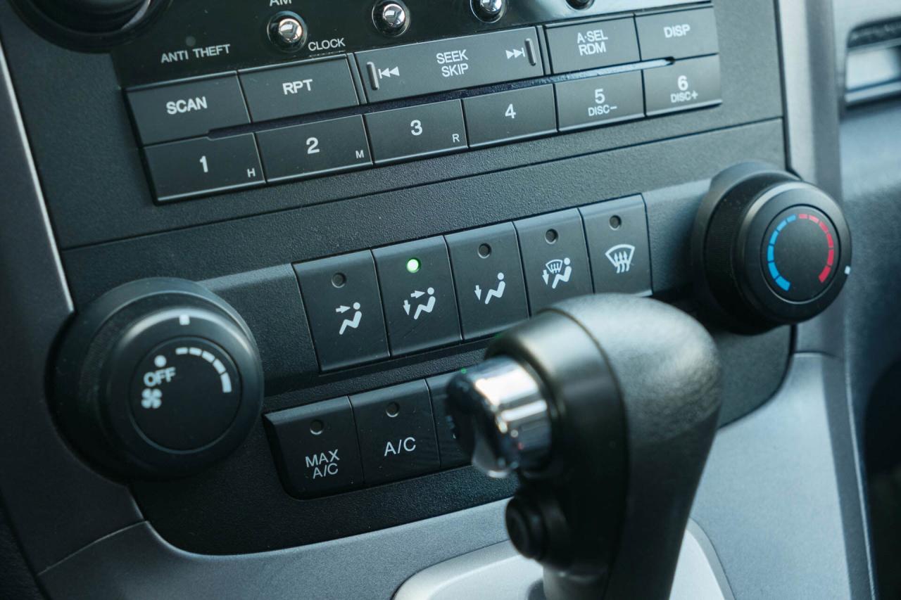 2008 Honda CR-V EX 4WD AT   2 Sets of Wheels Photo