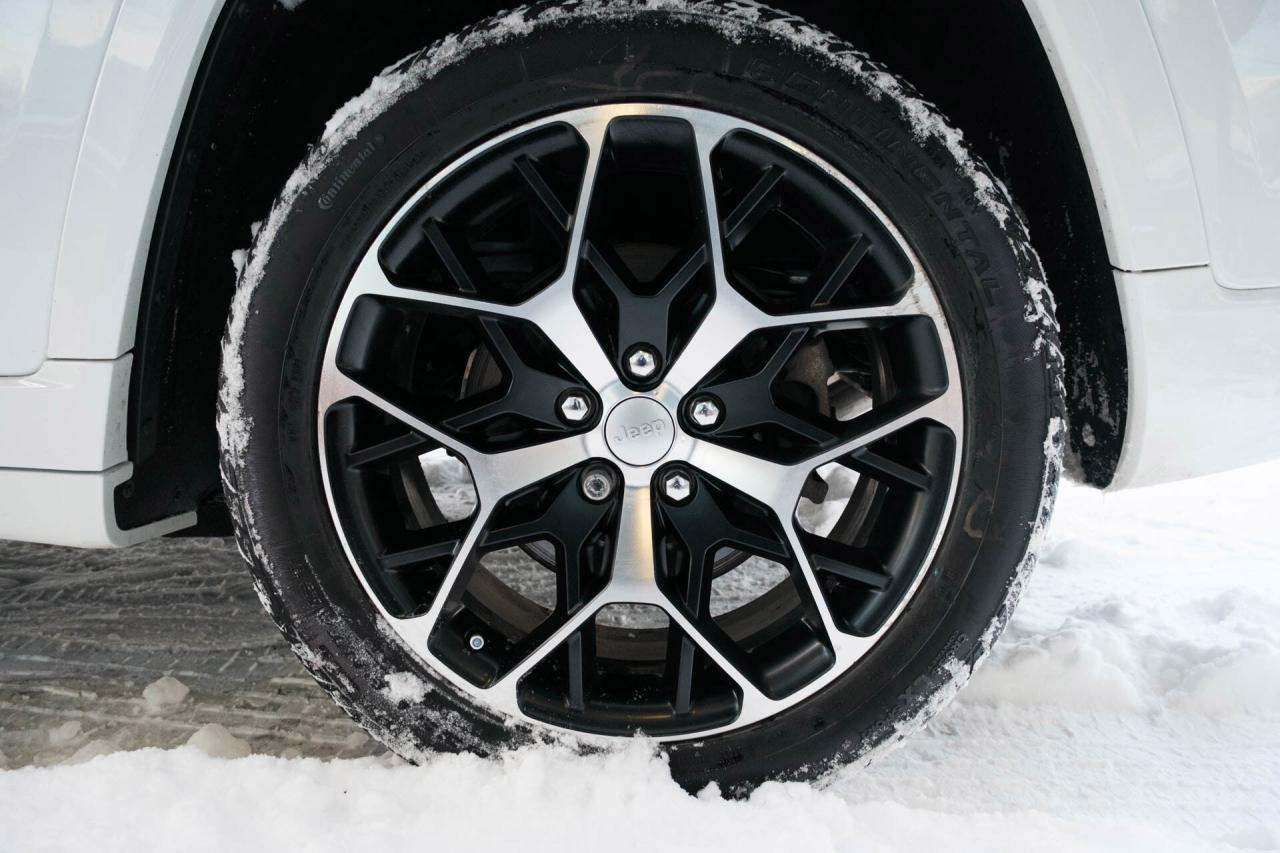 2022 Jeep Grand Cherokee Summit Reserve 4WD Photo