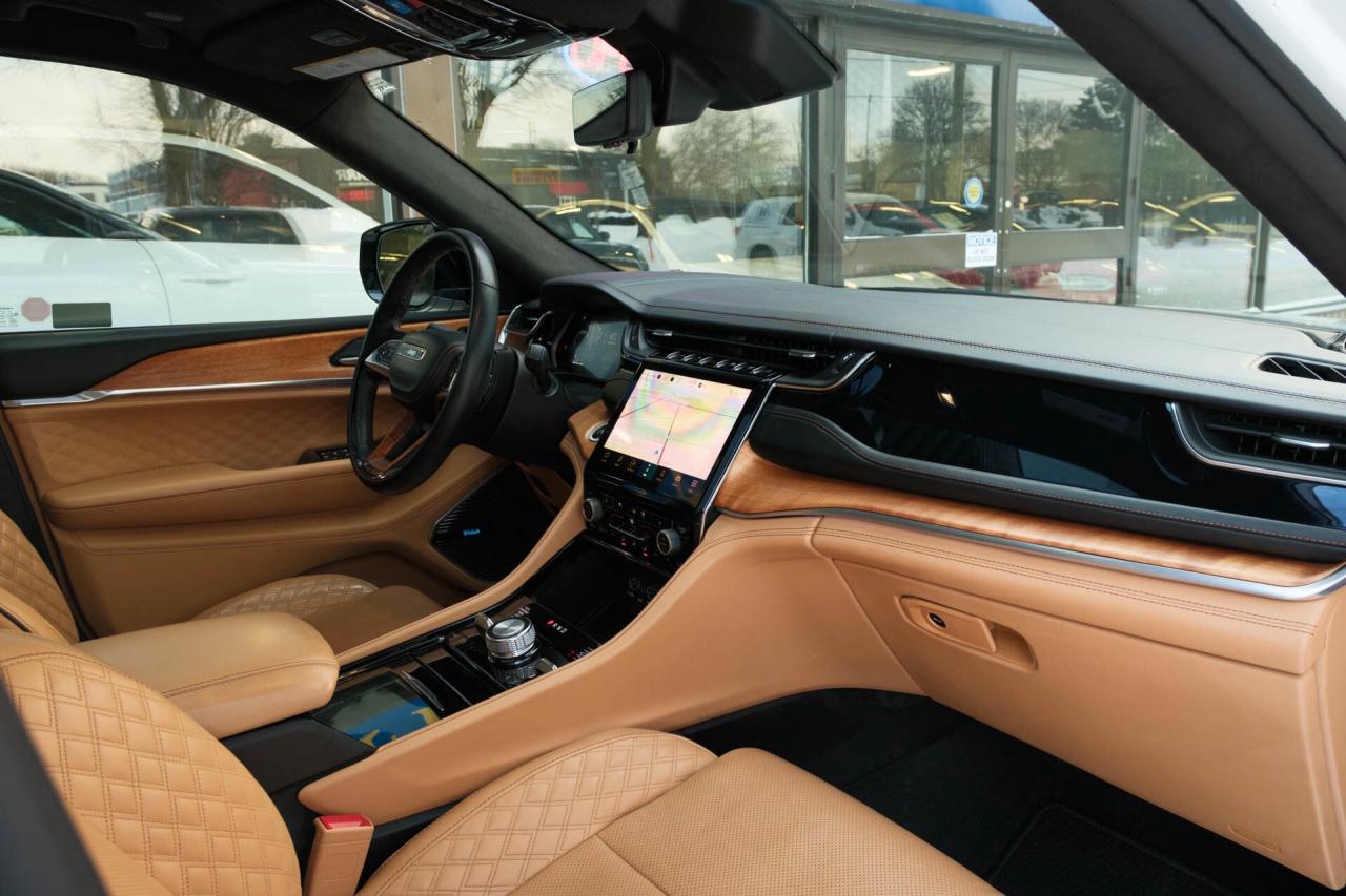 2022 Jeep Grand Cherokee Summit Reserve 4WD Photo