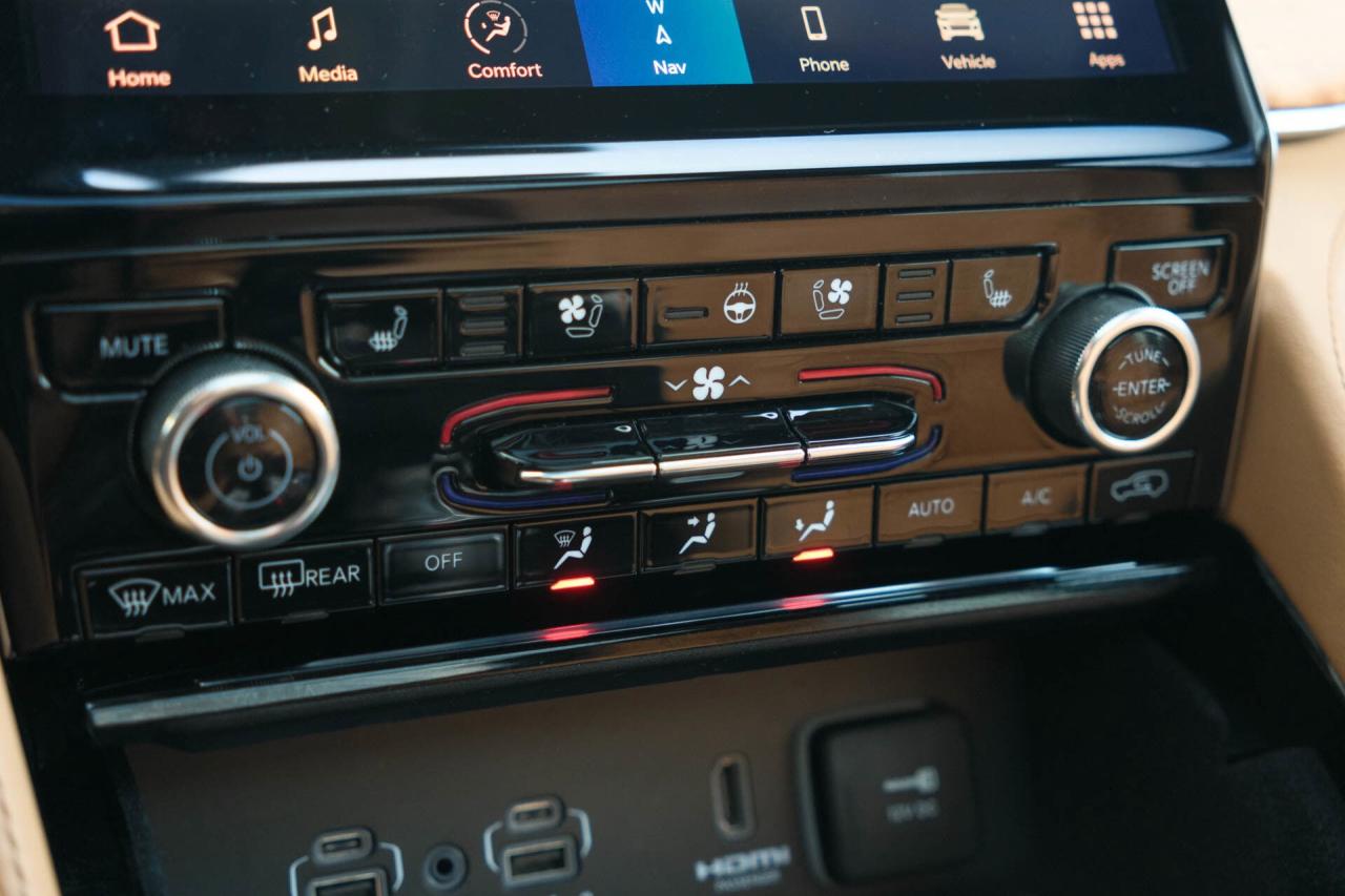 2022 Jeep Grand Cherokee Summit Reserve 4WD Photo