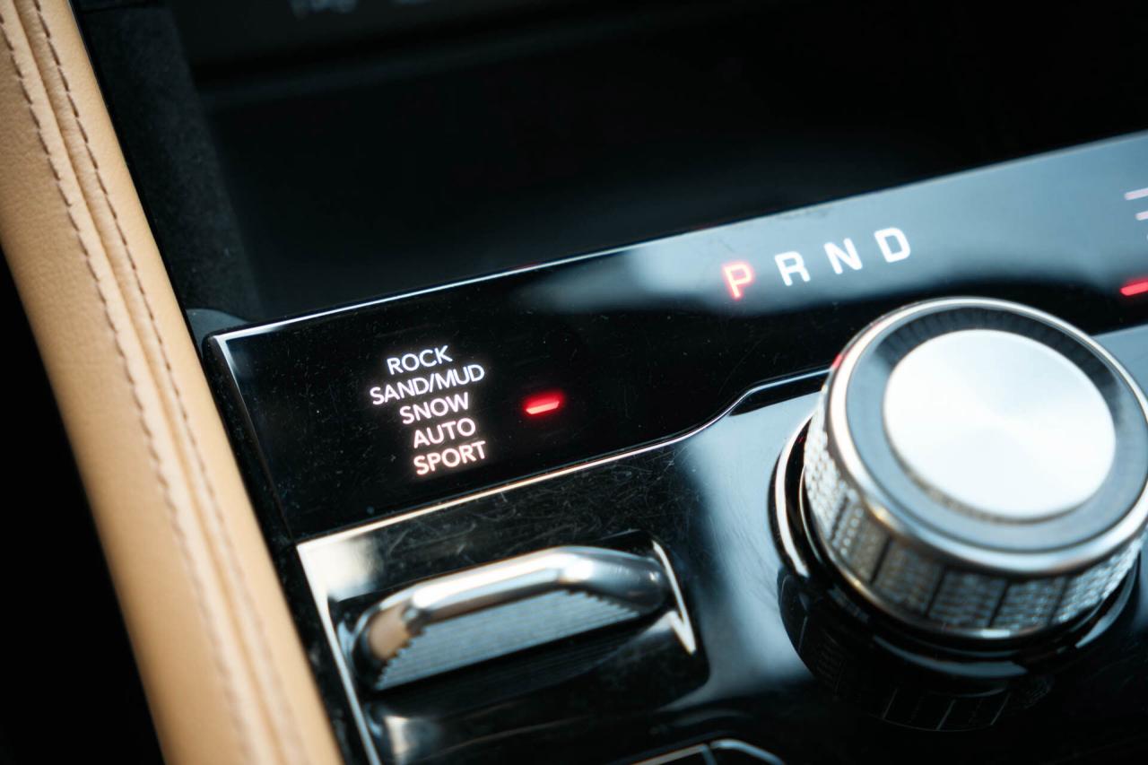 2022 Jeep Grand Cherokee Summit Reserve 4WD Photo