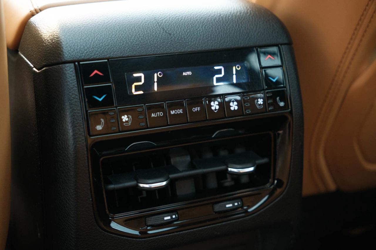 2022 Jeep Grand Cherokee Summit Reserve 4WD Photo