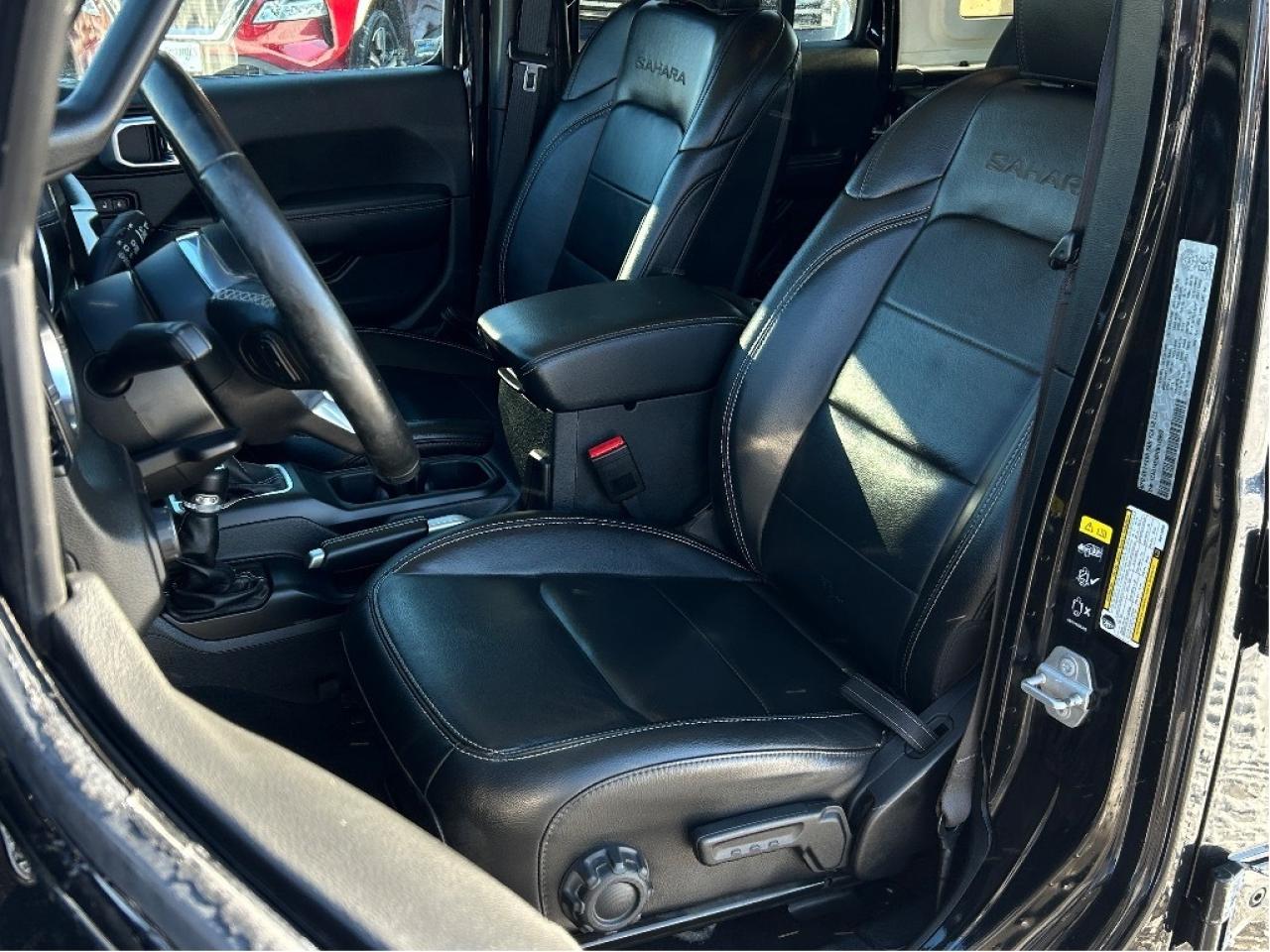 2022 Jeep Wrangler Unlimited Sahara 3.6L/4X4/NAV  CALL PICTON 74K KMS Photo