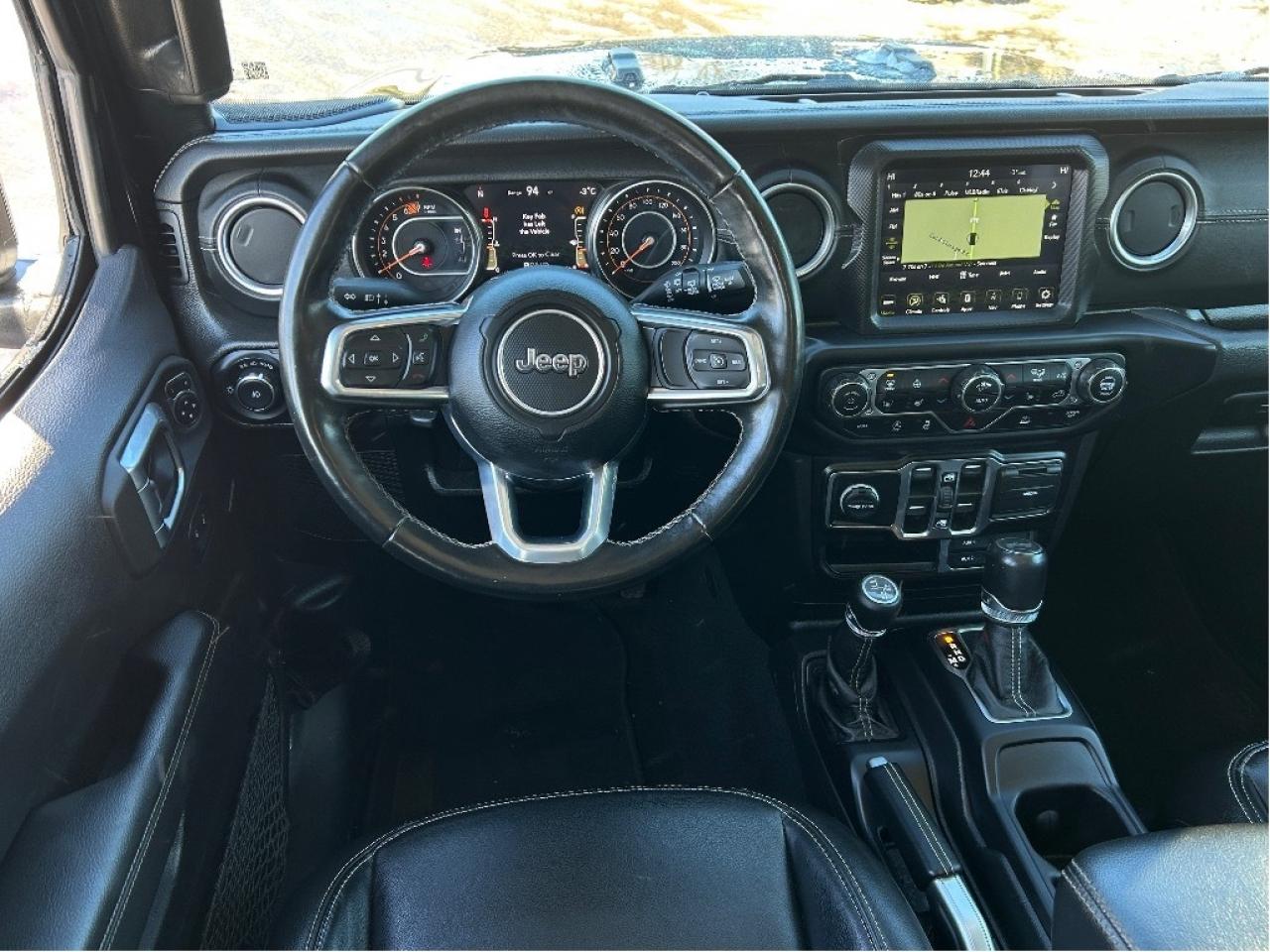 2022 Jeep Wrangler Unlimited Sahara 3.6L/4X4/NAV  CALL PICTON 74K KMS Photo