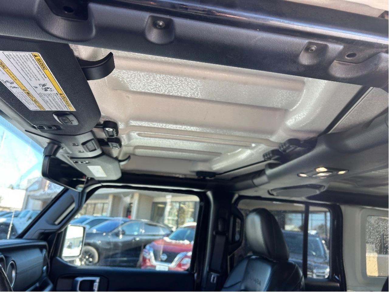 2022 Jeep Wrangler Unlimited Sahara 3.6L/4X4/NAV  CALL PICTON 74K KMS Photo