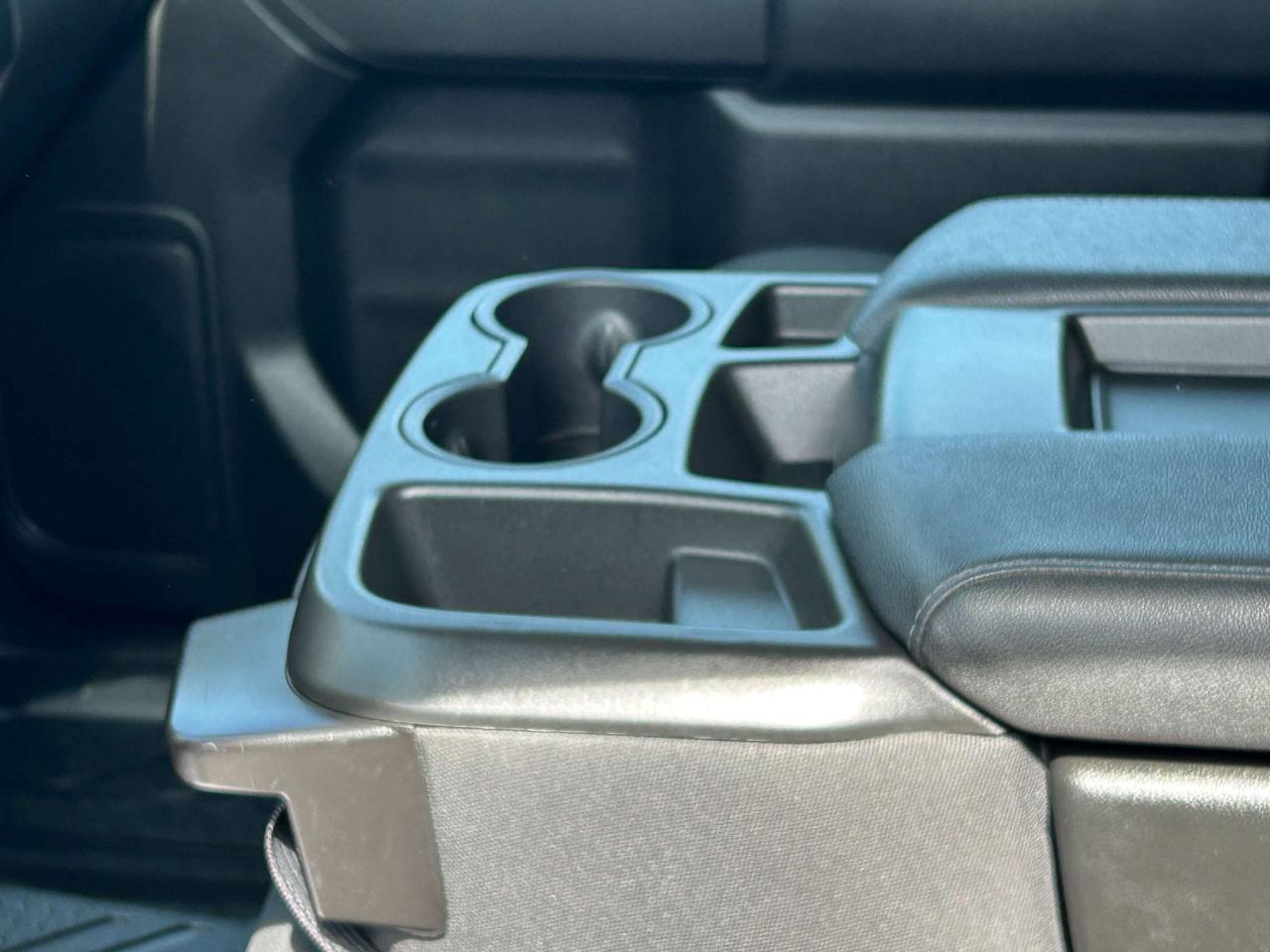 2022 Chevrolet Silverado 1500 Custom 2.7L/4X4/BACKUP CAM CALL NAPANEE 6133542100 Photo