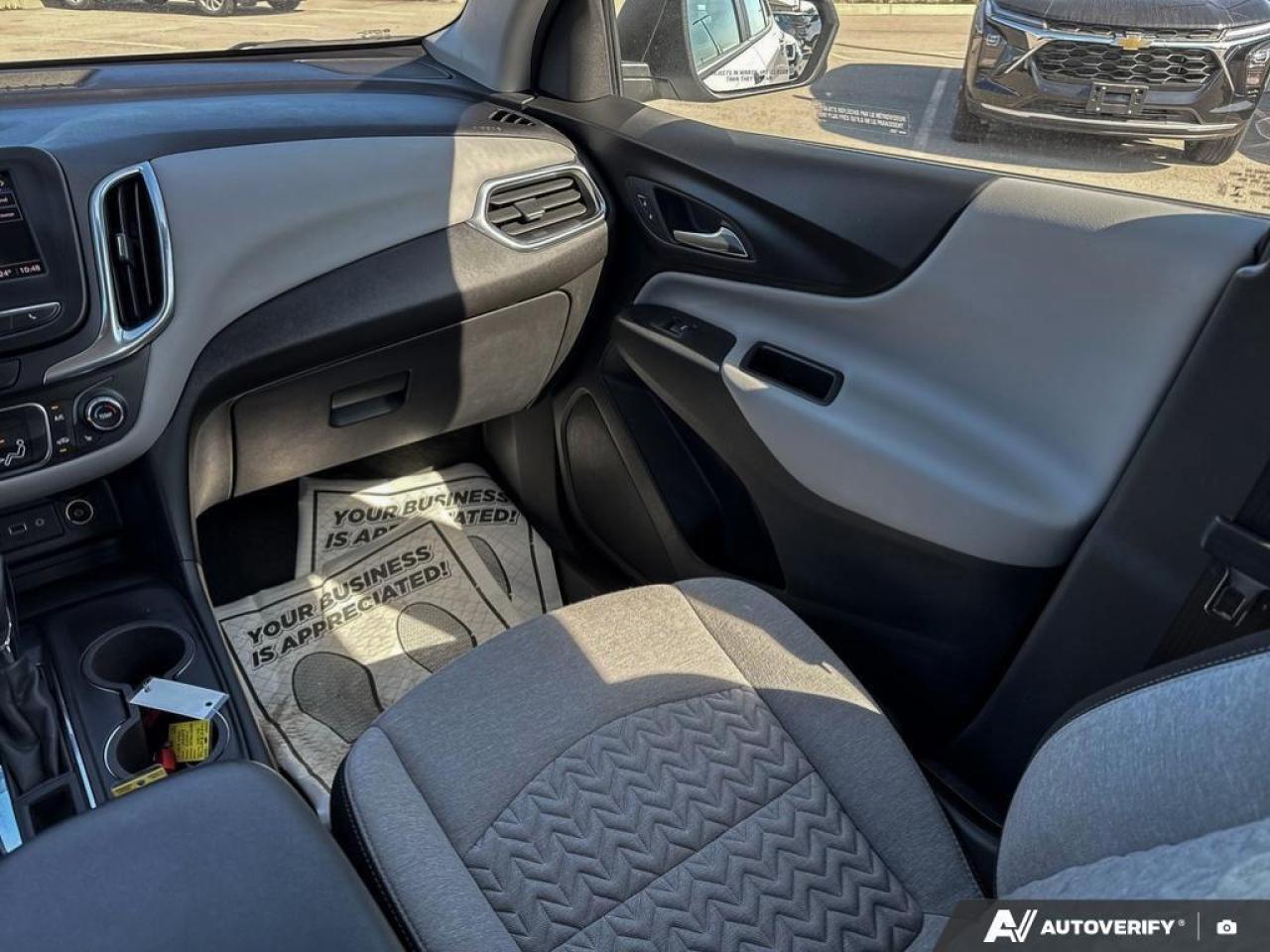 2023 Chevrolet Equinox LS FWD   HTD SEATS   REMOTE START   APPLE CARPLAY Photo