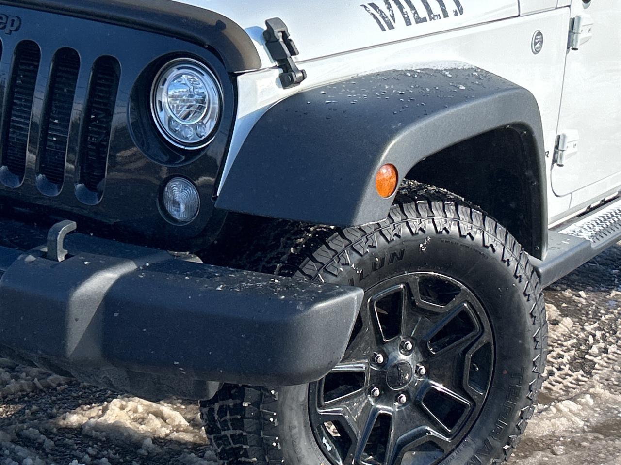 2017 Jeep Wrangler Willys Wheeler   CALL PICTON 115K KM'S Photo