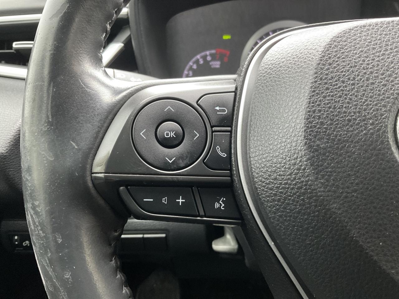 2021 Toyota Corolla SE UPGRADE - SAFETY SENSE! BACK-UP CAM! BSM! SUNRO Photo