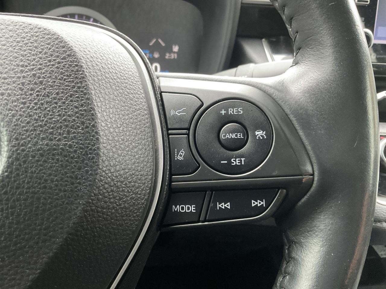 2021 Toyota Corolla SE UPGRADE - SAFETY SENSE! BACK-UP CAM! BSM! SUNRO Photo