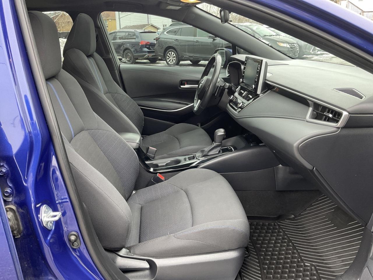 2021 Toyota Corolla SE UPGRADE - SAFETY SENSE! BACK-UP CAM! BSM! SUNRO Photo