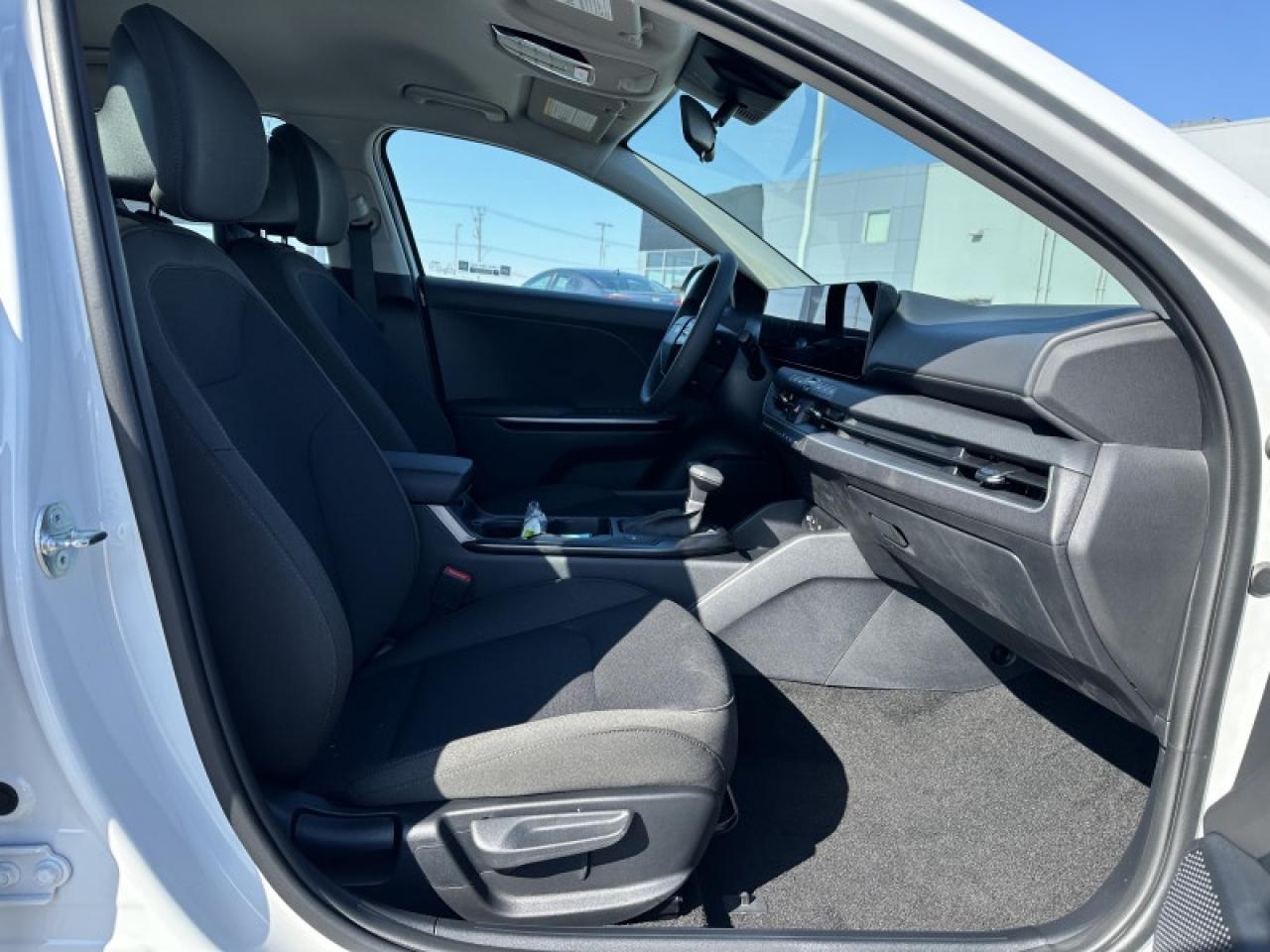 2026 Kia K4 LX IVT Photo