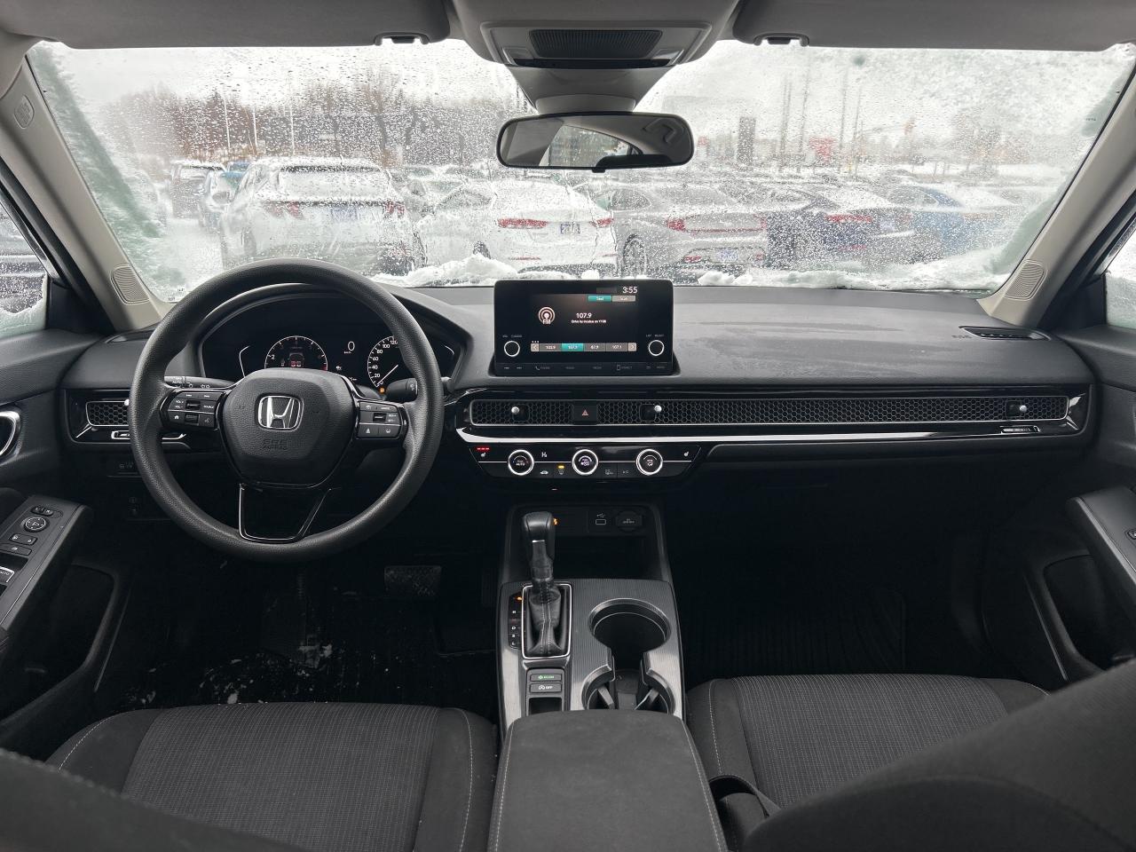 2022 Honda Civic Sedan LX Photo