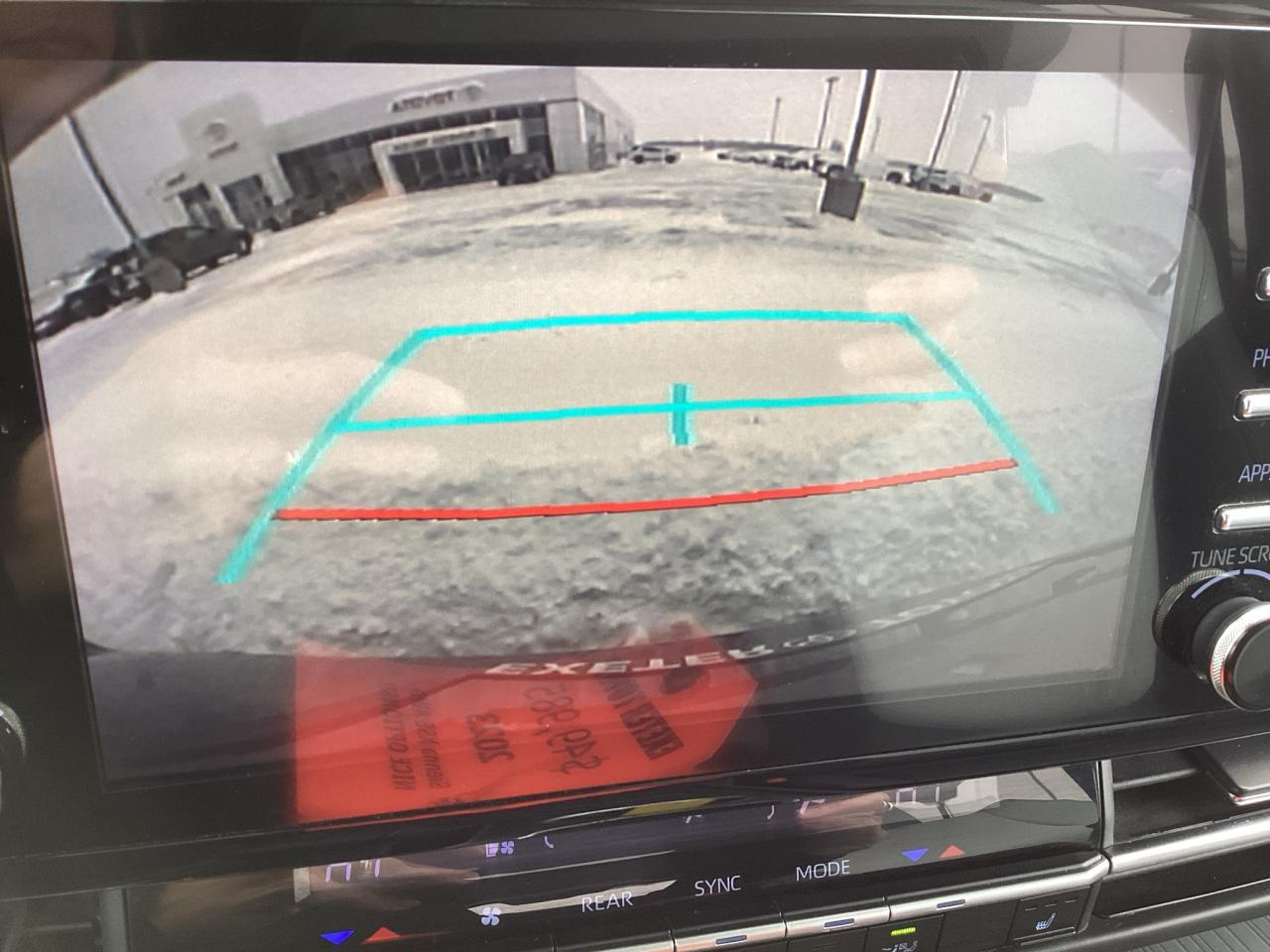 2023 Toyota Sienna XSE 7-Passenger FWD Photo