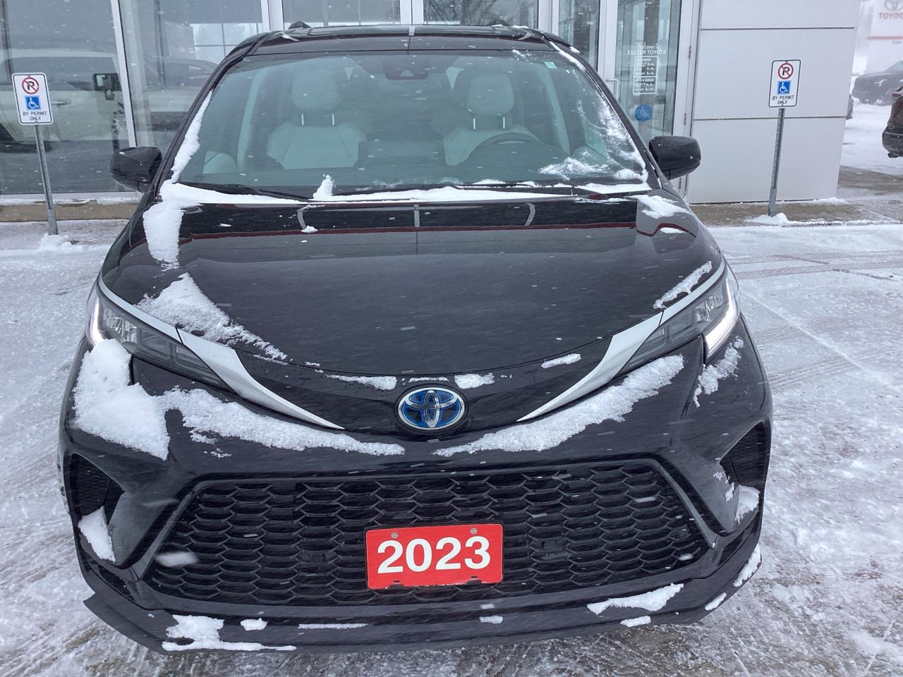 2023 Toyota Sienna XSE 7-Passenger FWD Photo
