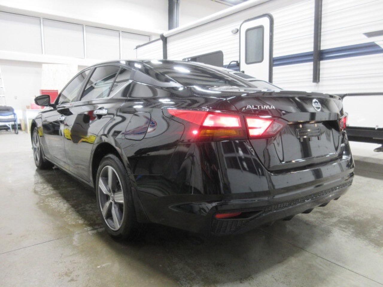 2022 Nissan Altima SE AWD, AUTOSTART, A/C, HTD. SEATS, CAMERA, 64K! Photo