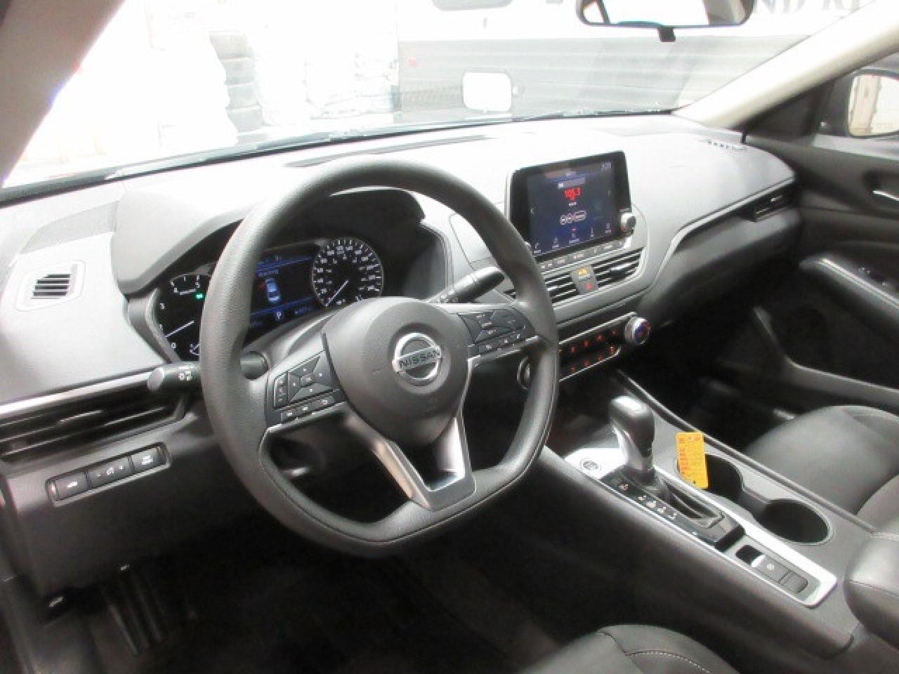 2022 Nissan Altima SE AWD, AUTOSTART, A/C, HTD. SEATS, CAMERA, 64K! Photo
