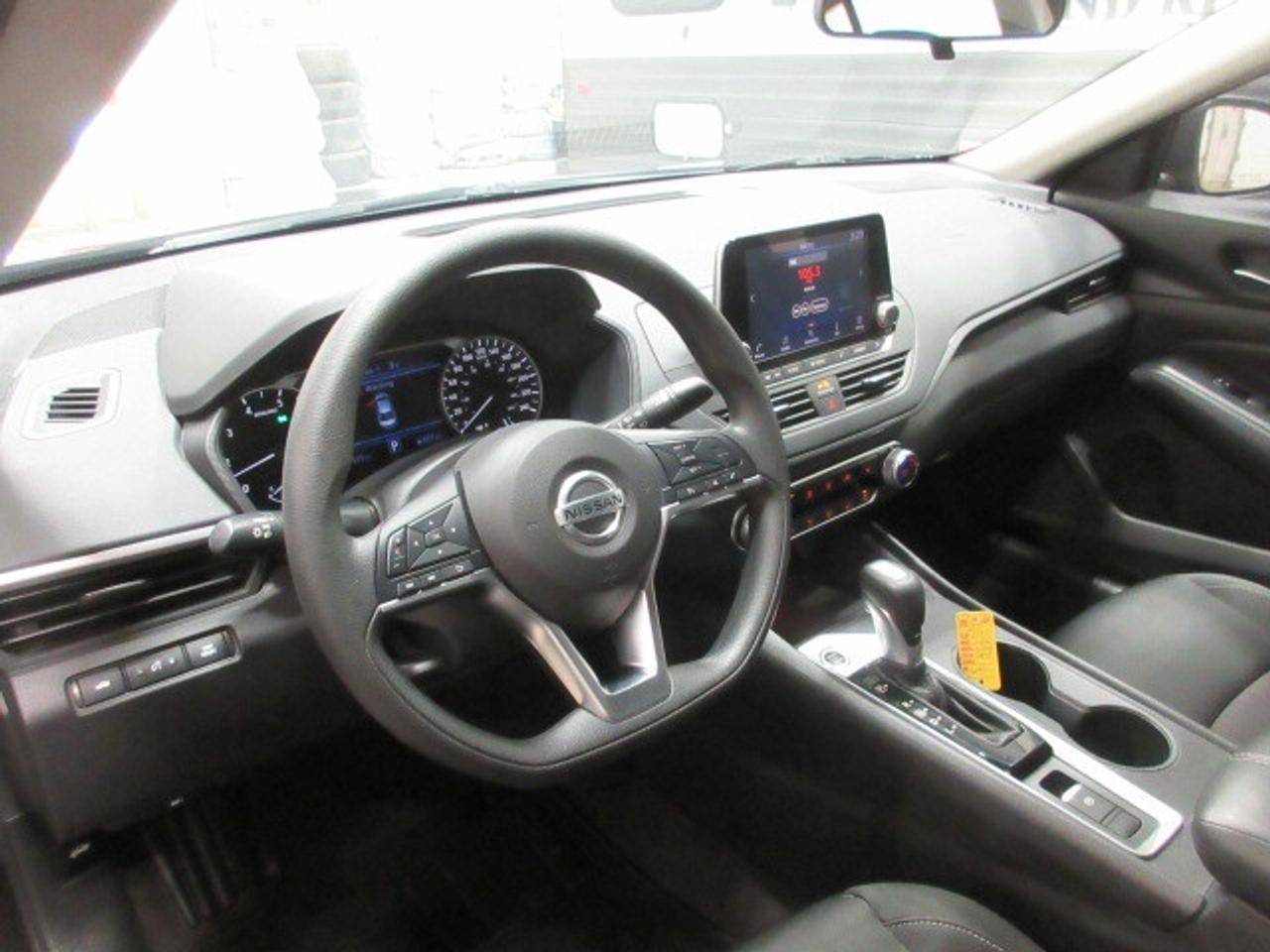 2022 Nissan Altima SE AWD, AUTOSTART, A/C, HTD. SEATS, CAMERA, 64K! Photo