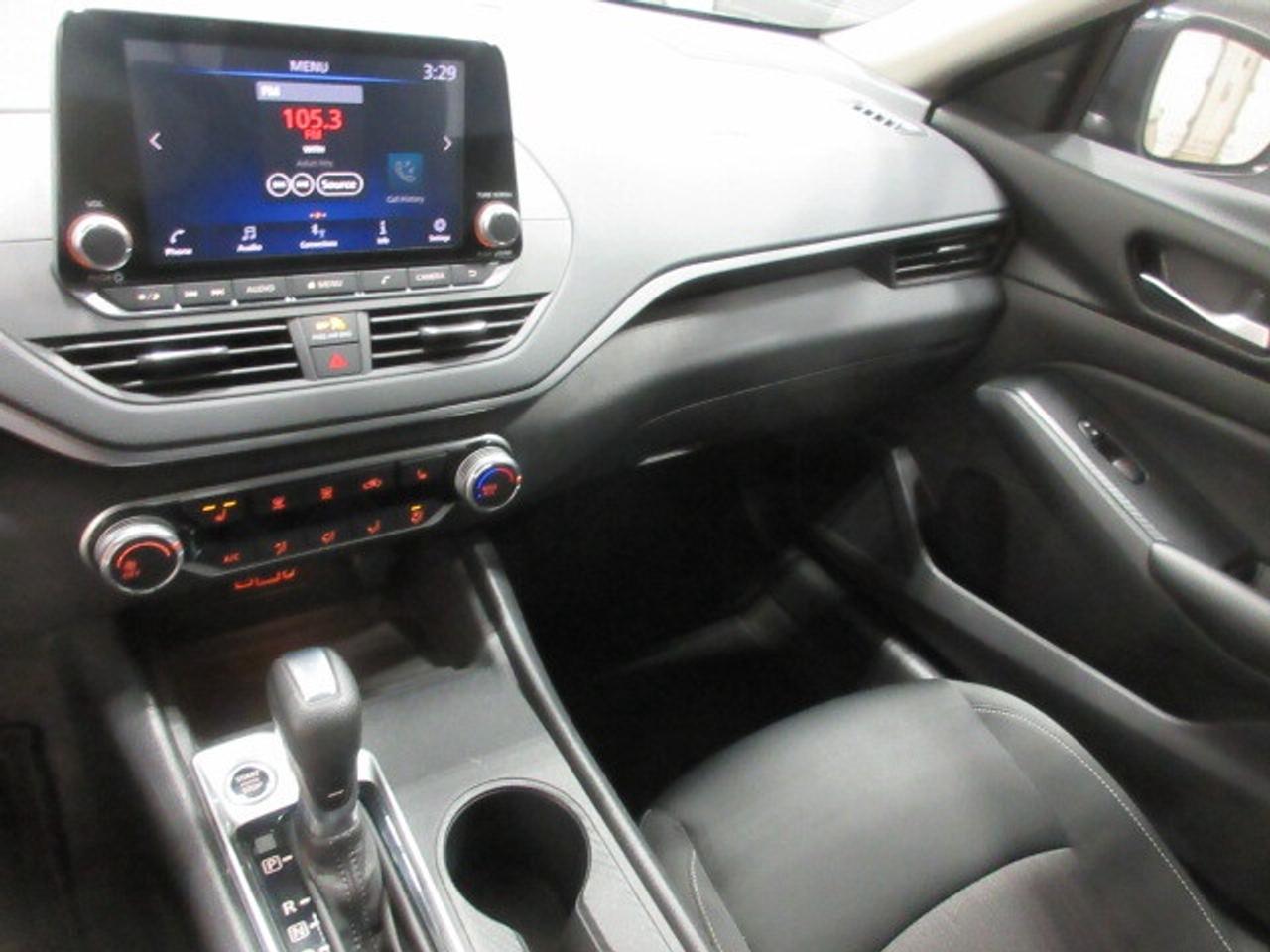 2022 Nissan Altima SE AWD, AUTOSTART, A/C, HTD. SEATS, CAMERA, 64K! Photo