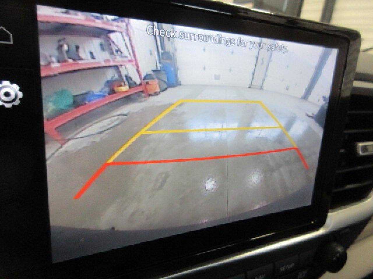 2021 Hyundai Venue ULTIMATE, NAV, ROOF, AUTOSTART, 143K! Photo