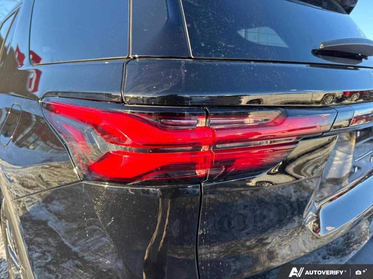 2023 Chevrolet Traverse RS AWD   ONE OWNER   NOCLAIMS   HTD WHEEL Photo