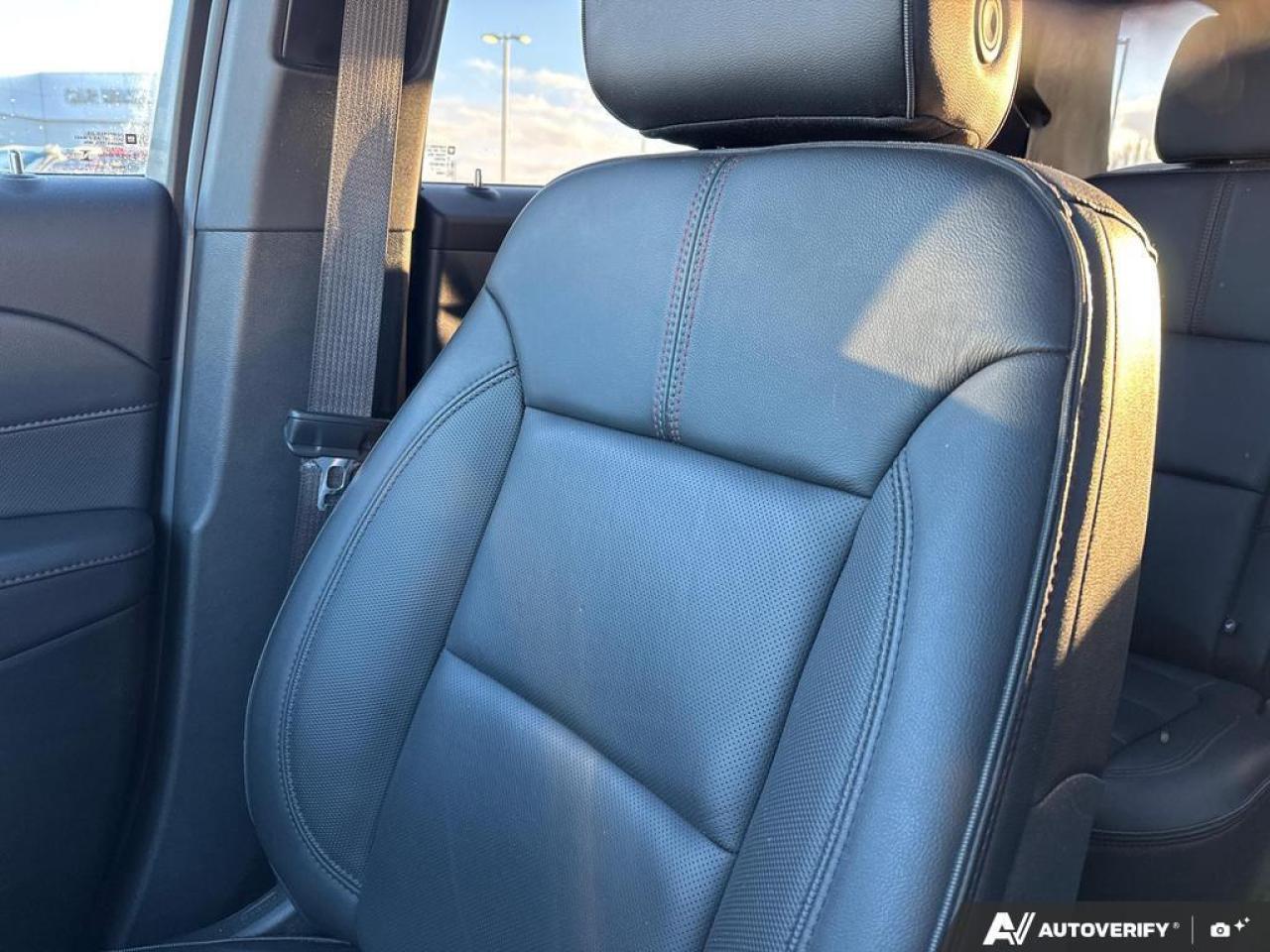 2023 Chevrolet Traverse RS AWD   ONE OWNER   NOCLAIMS   HTD WHEEL Photo