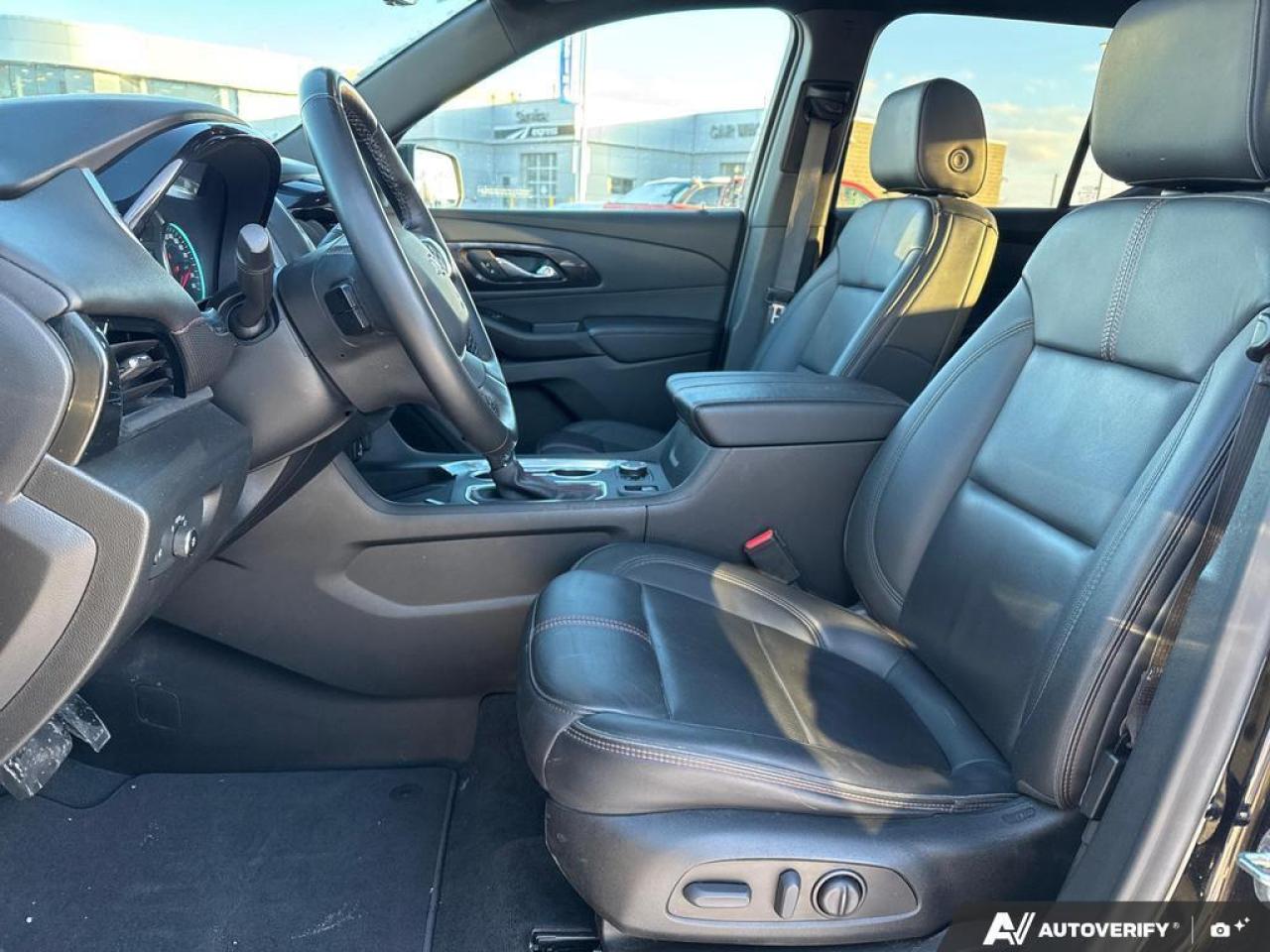 2023 Chevrolet Traverse RS AWD   ONE OWNER   NOCLAIMS   HTD WHEEL Photo