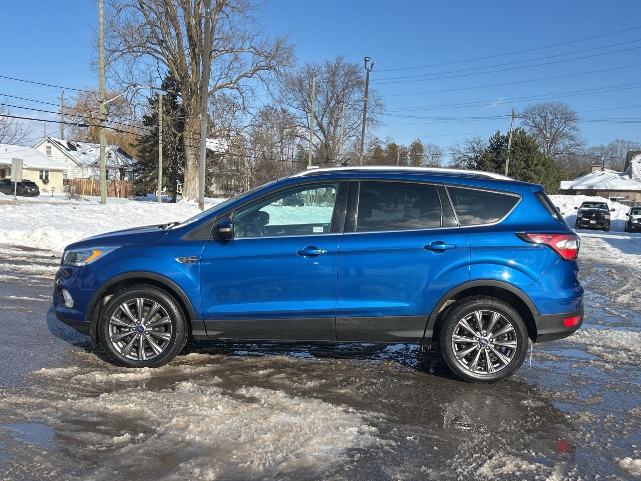 2017 Ford Escape Titanium LEATHER/NAV/SUNROOF CALL PICTON 114K KM'S Photo