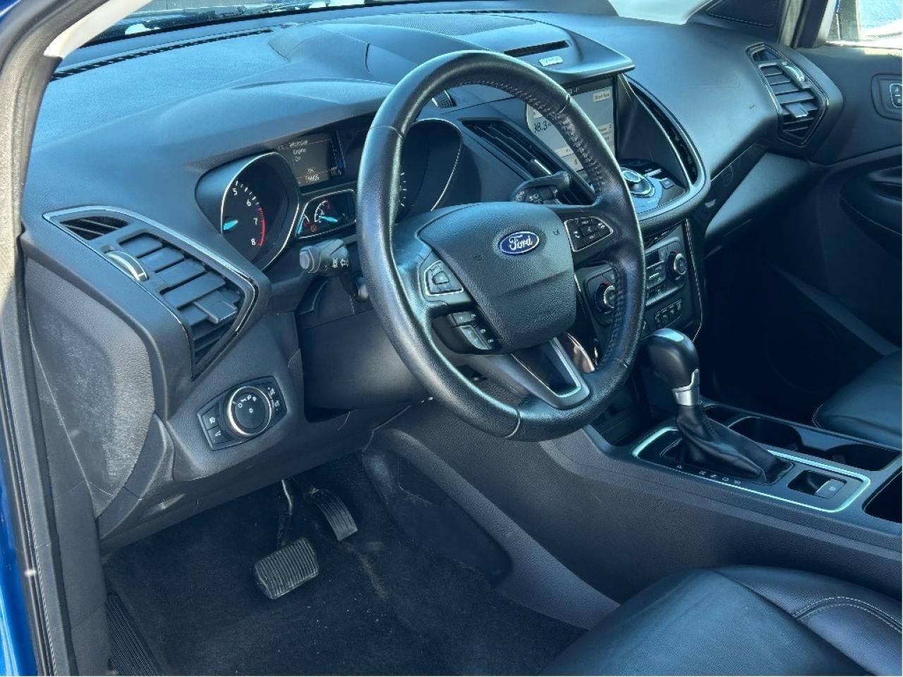 2017 Ford Escape Titanium LEATHER/NAV/SUNROOF CALL PICTON 114K KM'S Photo