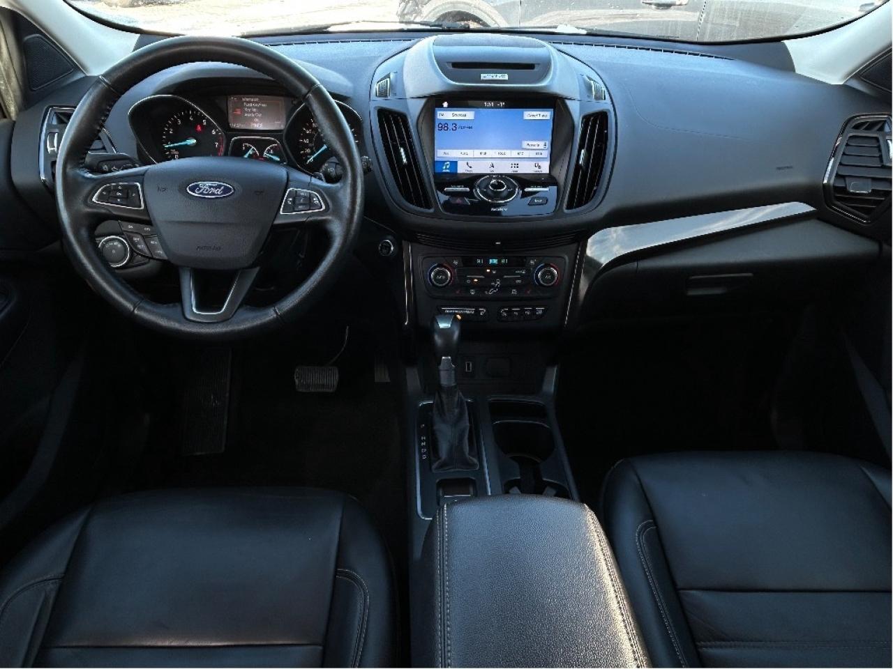 2017 Ford Escape Titanium LEATHER/NAV/SUNROOF CALL PICTON 114K KM'S Photo