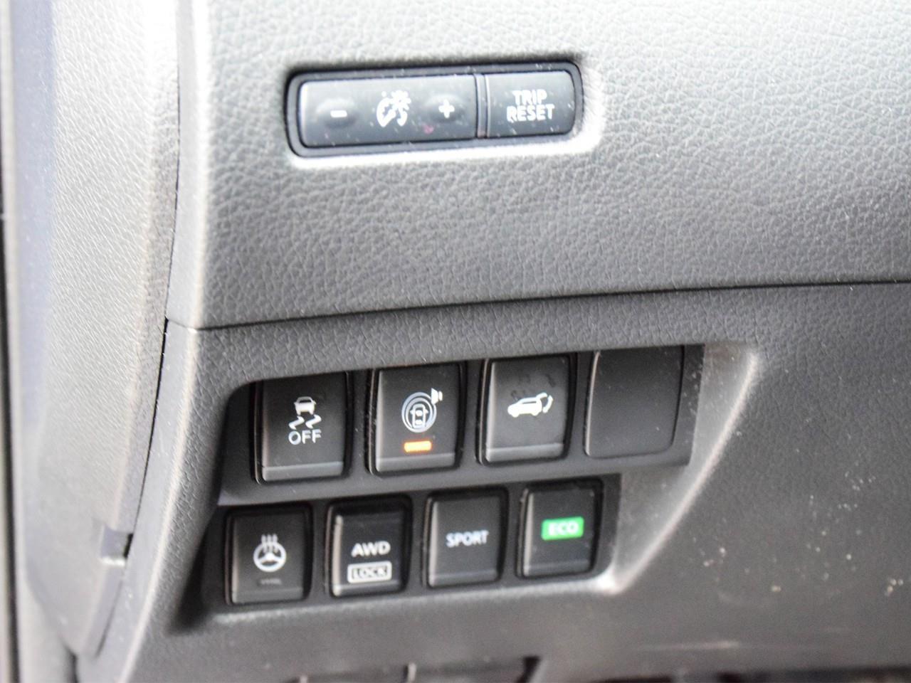 2017 Nissan Rogue  Photo