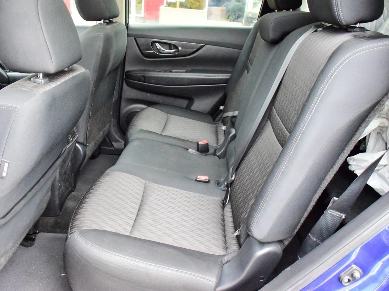 2017 Nissan Rogue  Photo