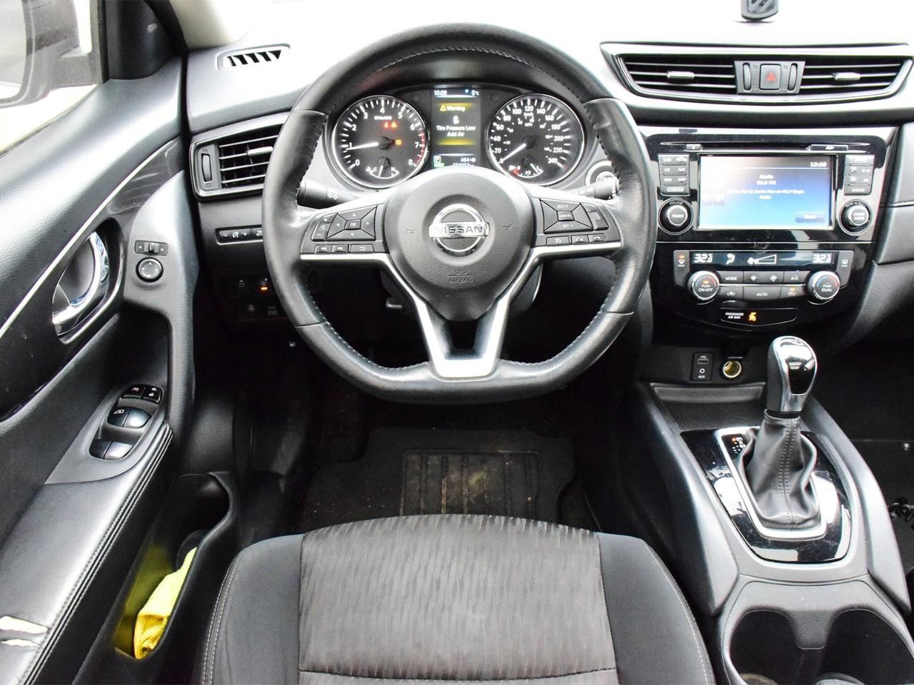 2017 Nissan Rogue  Photo