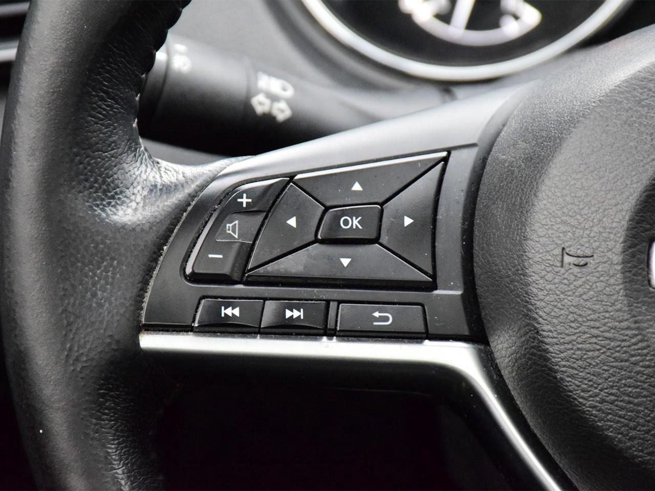 2017 Nissan Rogue  Photo