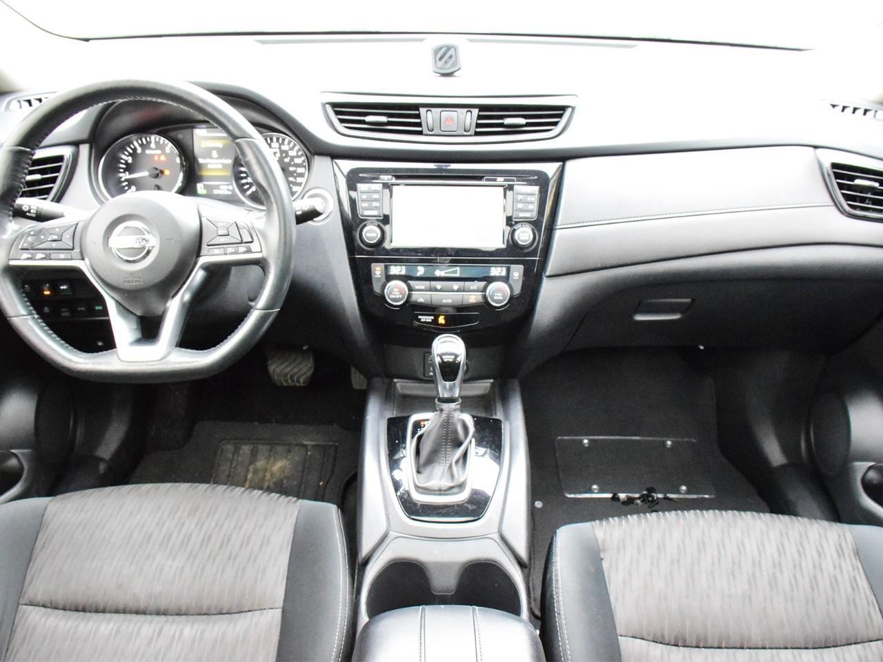 2017 Nissan Rogue  Photo