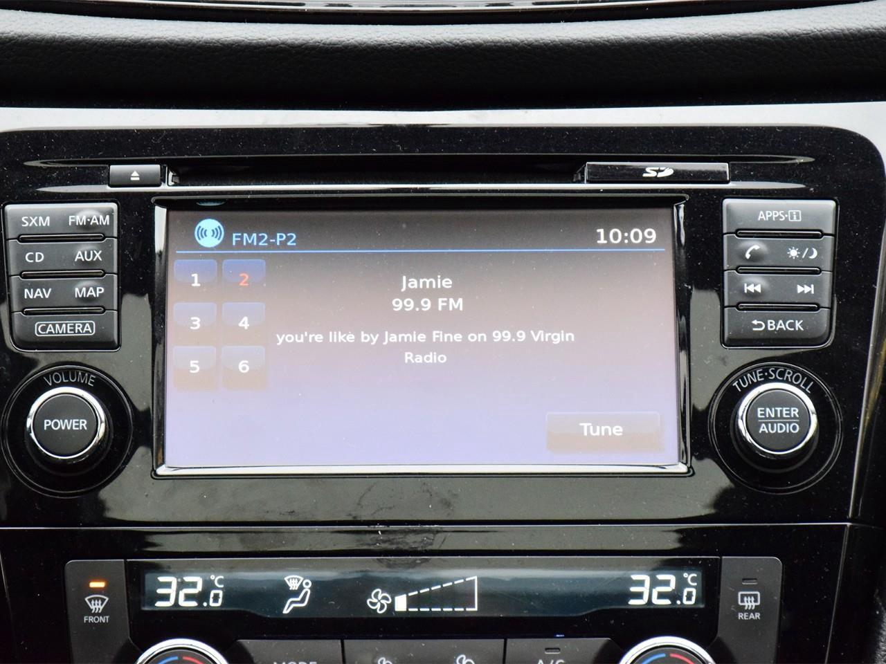 2017 Nissan Rogue  Photo