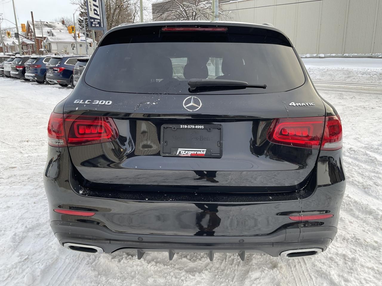 2020 Mercedes-Benz GLC-Class GLC300 4MATIC - LTHR! NAV! BACK-UP CAM! BSM! PANO Photo