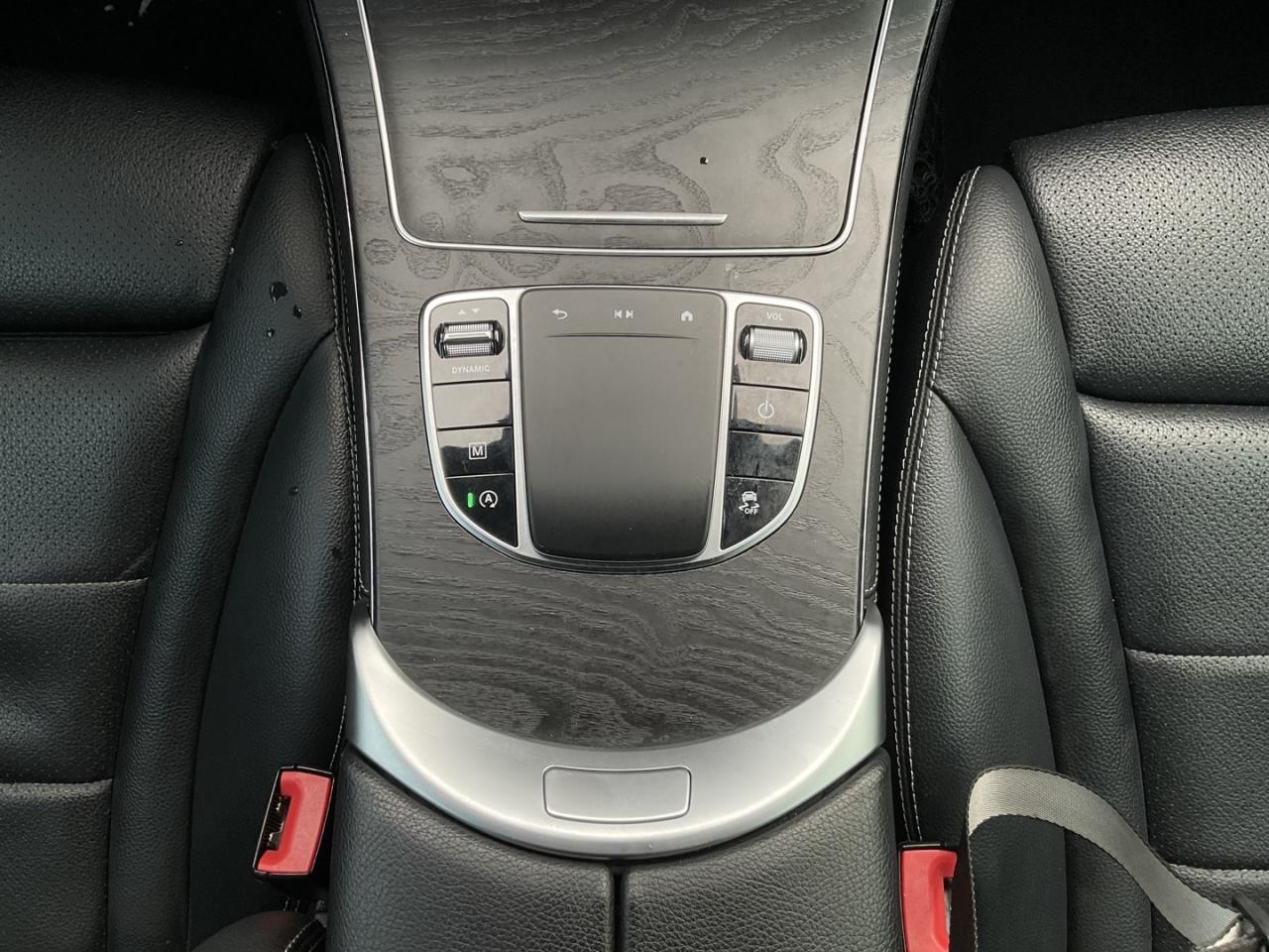 2020 Mercedes-Benz GLC-Class GLC300 4MATIC - LTHR! NAV! BACK-UP CAM! BSM! PANO Photo