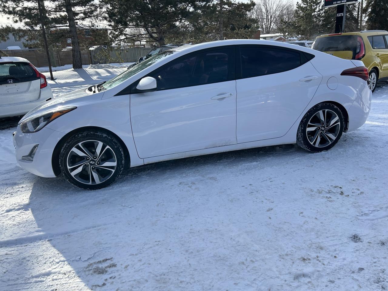 2015 Hyundai Elantra GLS Photo