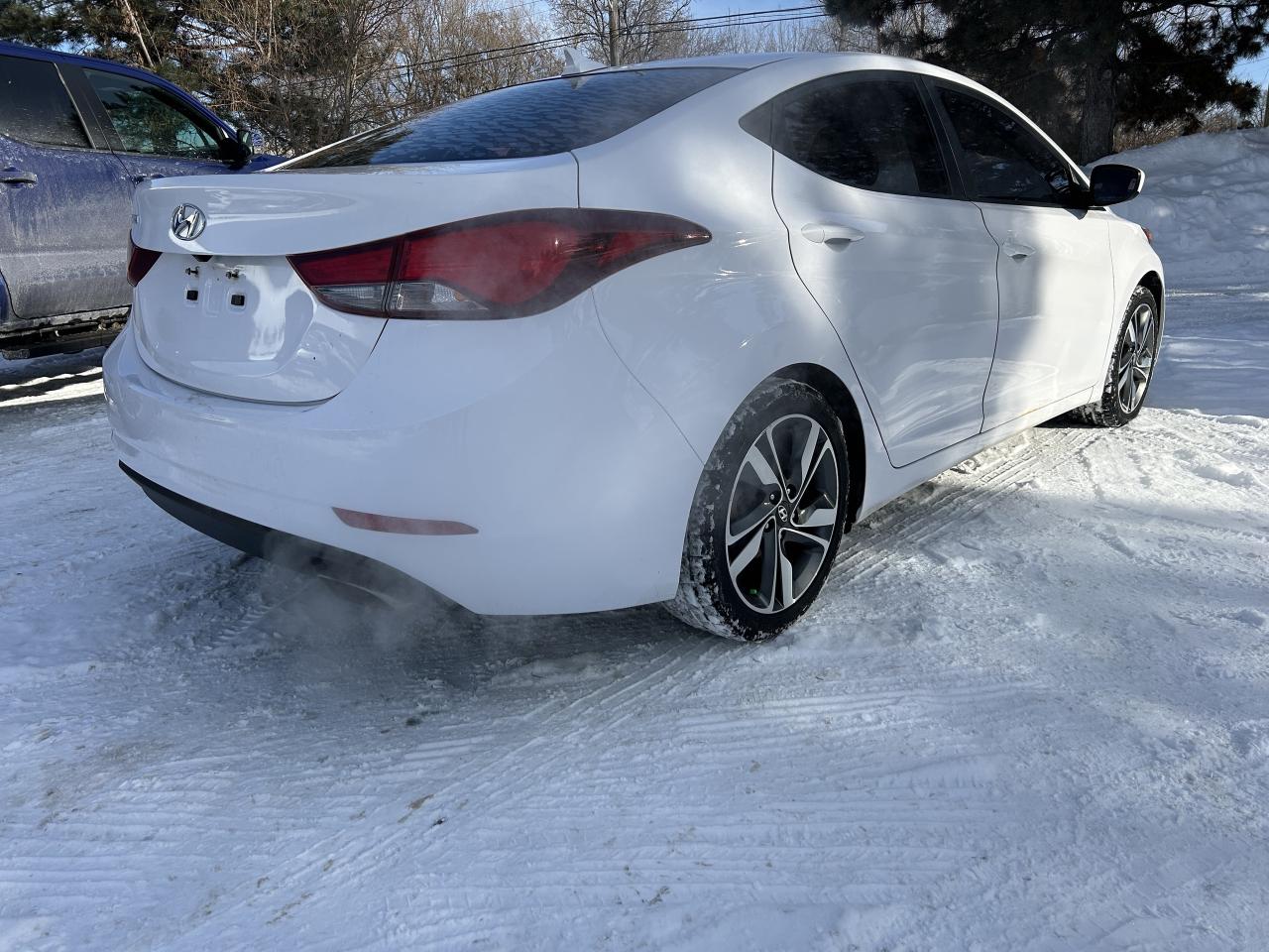 2015 Hyundai Elantra GLS Photo