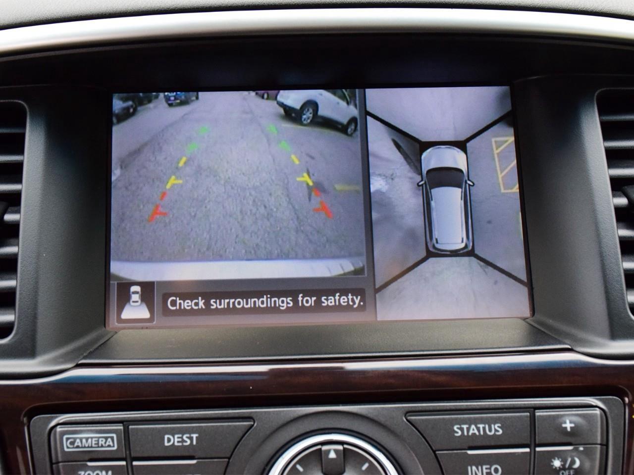 2015 Nissan Pathfinder  Photo