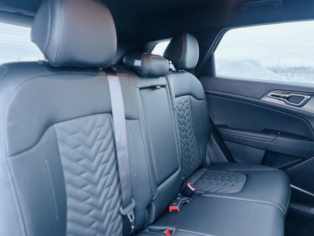 2026 Kia Sportage X-line AWD Photo3