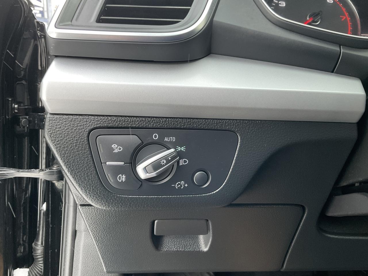 2022 Audi Q5 KOMFORT 45 TFSI QUATTRO - CAR PLAY! BACK-UP CAM! B Photo